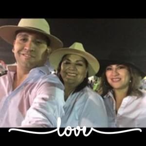 Meet your Posher, Dora alicia